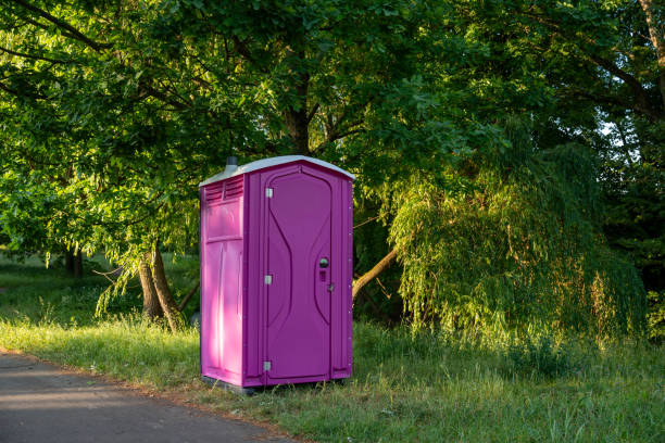 Best Porta potty rental near me  in Victoria, MS